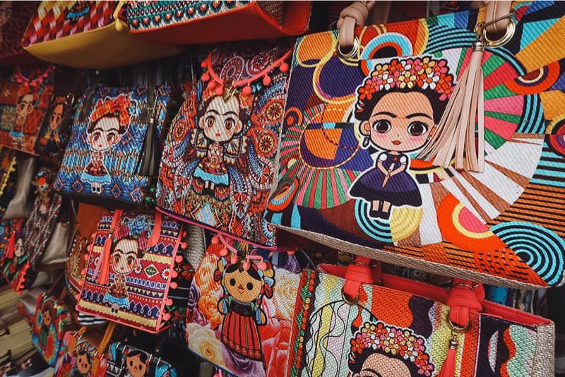 Cover image for Must-Buy Souvenirs and Unique Gifts in Mexico